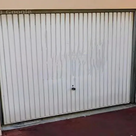 2 Center Rated Parking Option Apartment