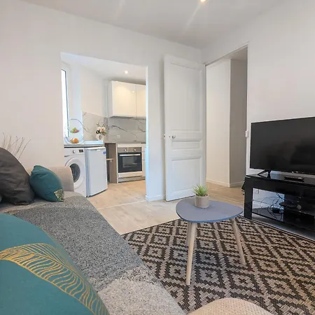 2 Center Rated Parking Option Apartment Cannes